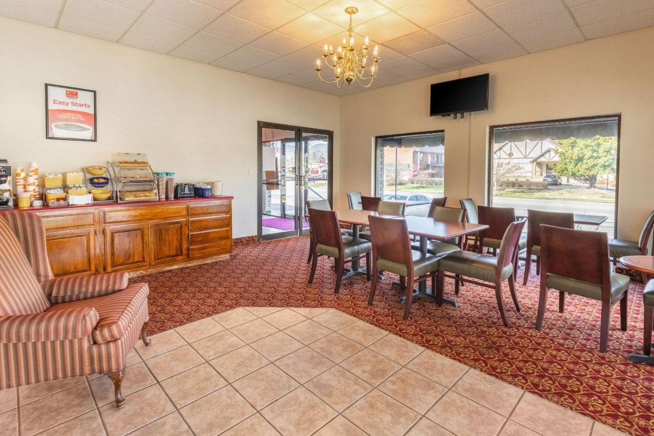 Econo Lodge Middlesboro Екстериор снимка