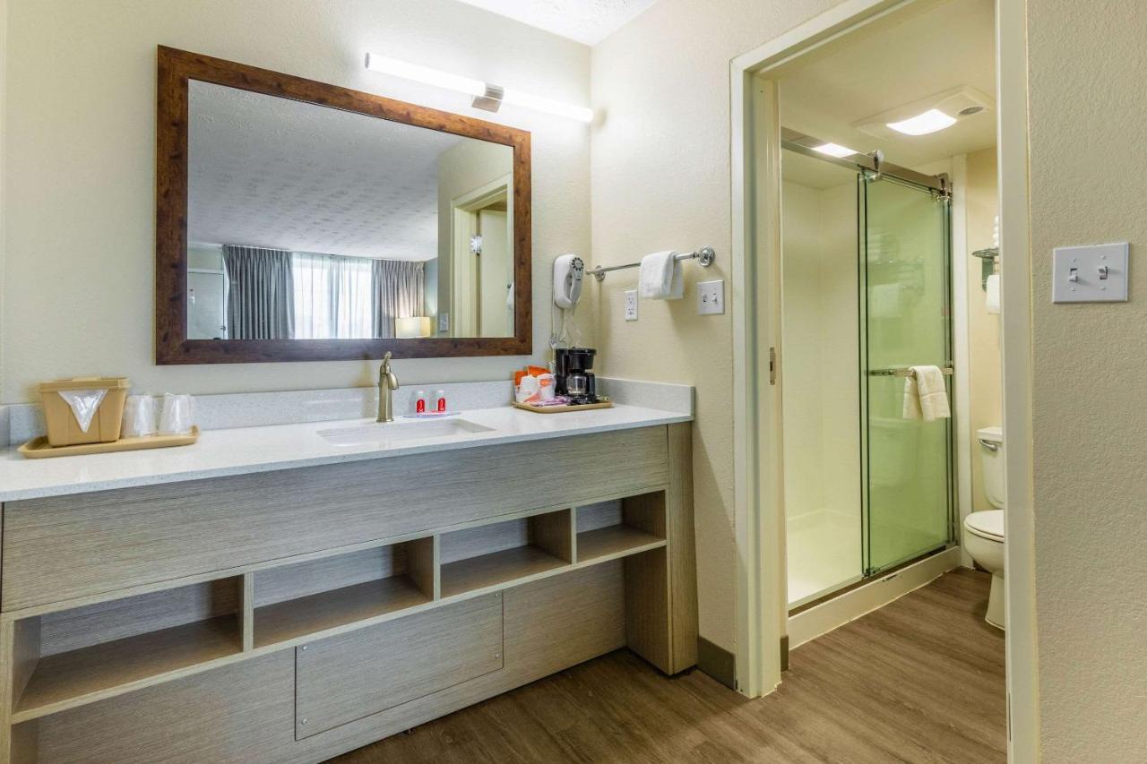 Econo Lodge Middlesboro Екстериор снимка