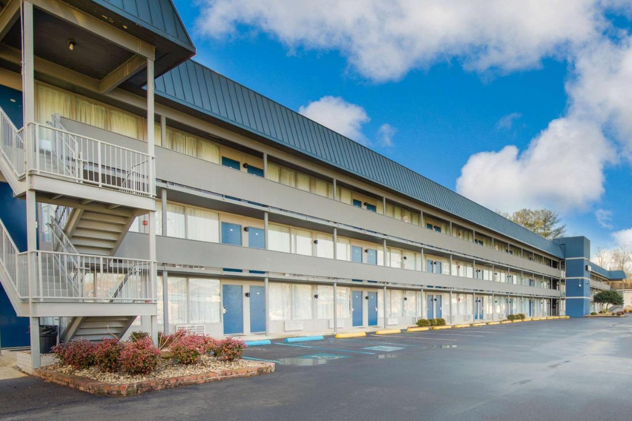 Econo Lodge Middlesboro Екстериор снимка