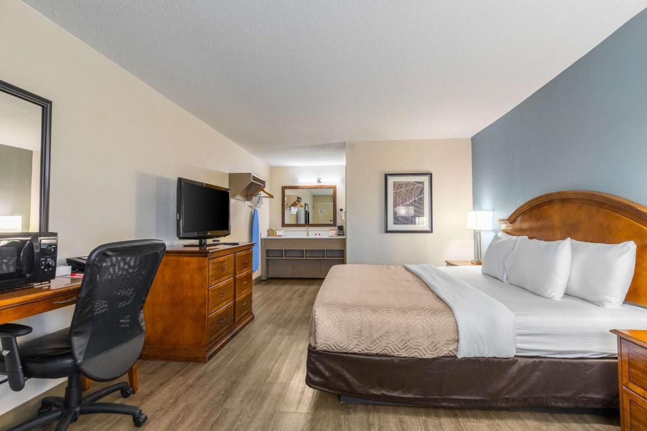 Econo Lodge Middlesboro Екстериор снимка