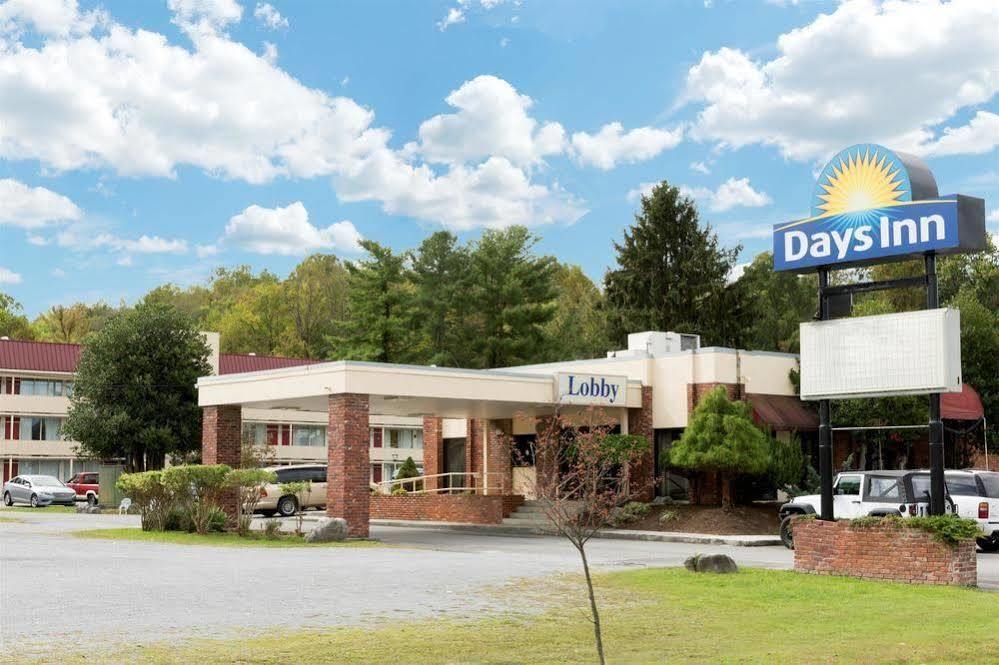 Econo Lodge Middlesboro Екстериор снимка